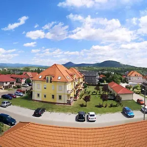 Apartament Orsika Hilltop 